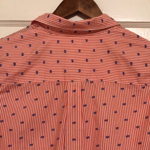 GAP Women's Fitted Boyfriend Button Up Shirt - Picture 8 of 11